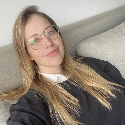 María de los A. Schneider